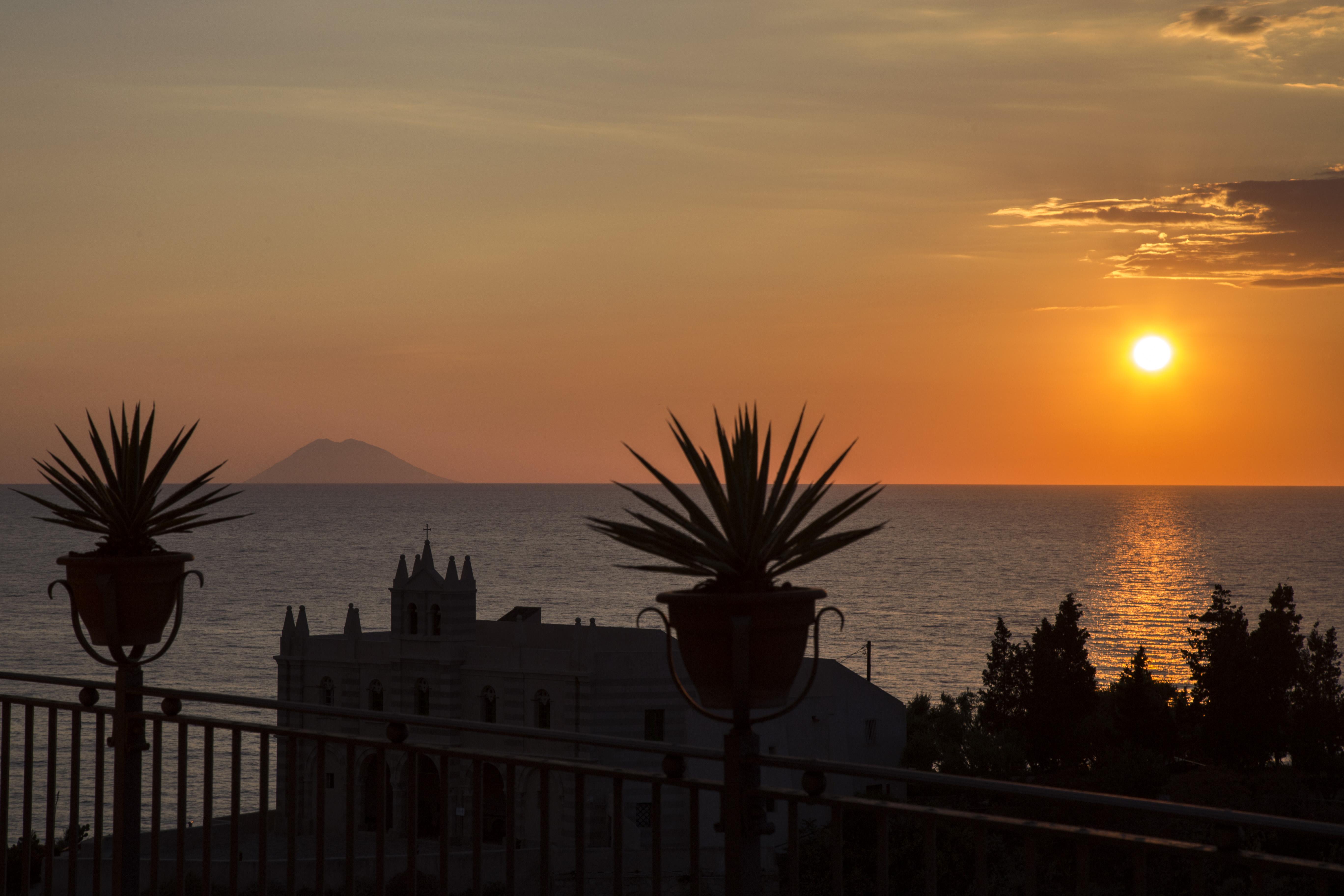 La Dolce Vita A Tropea Eksteriør billede